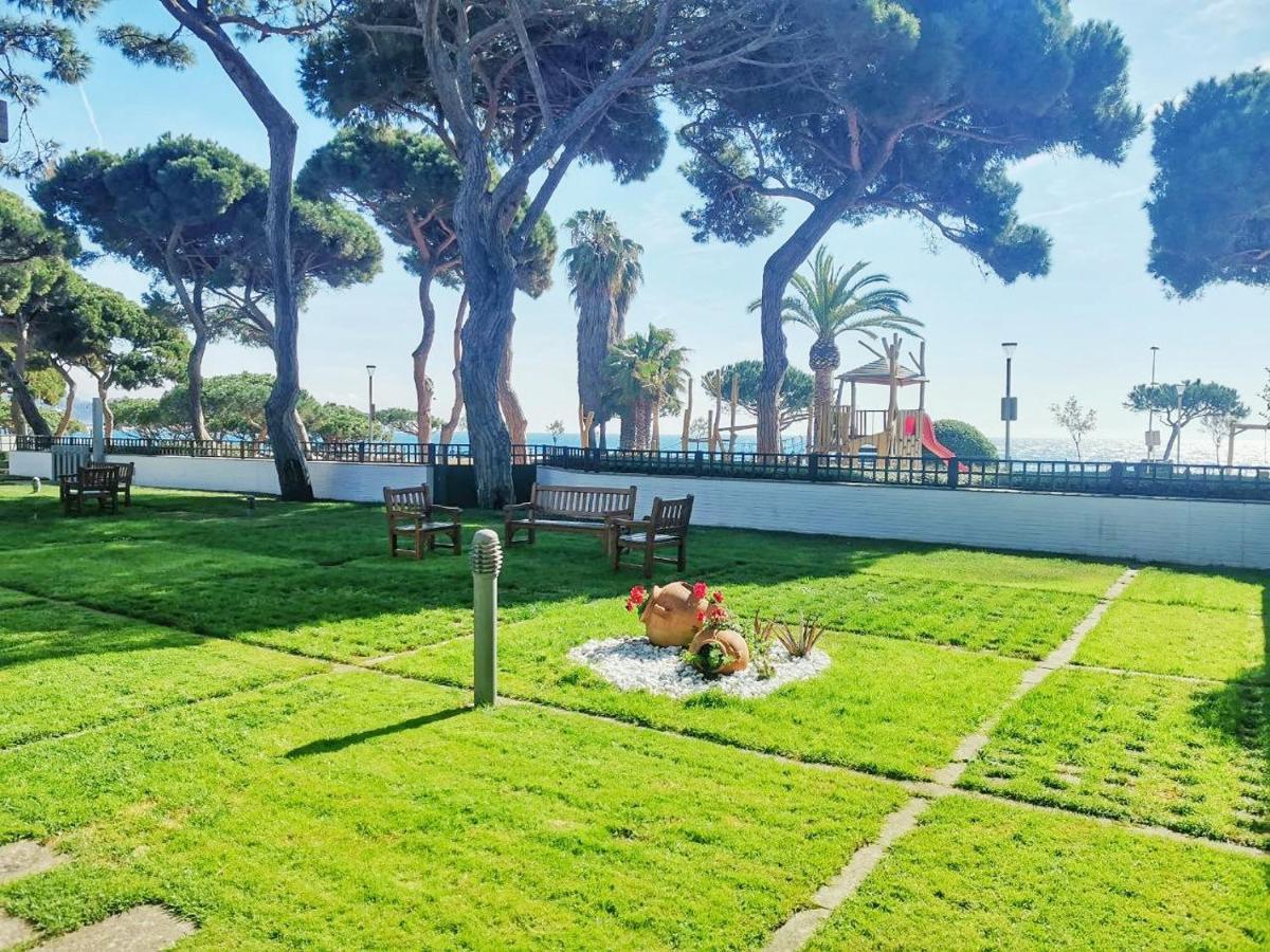 Seafront Apartment In Blanes Esterno foto